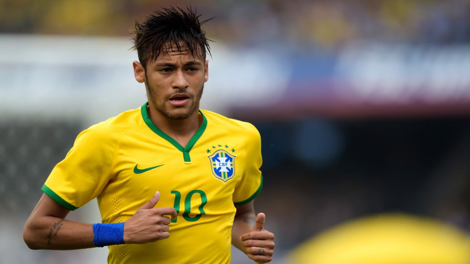 媒体报道关注球迷文化现象助力体育价值向社会传播延伸,球迷的重要性